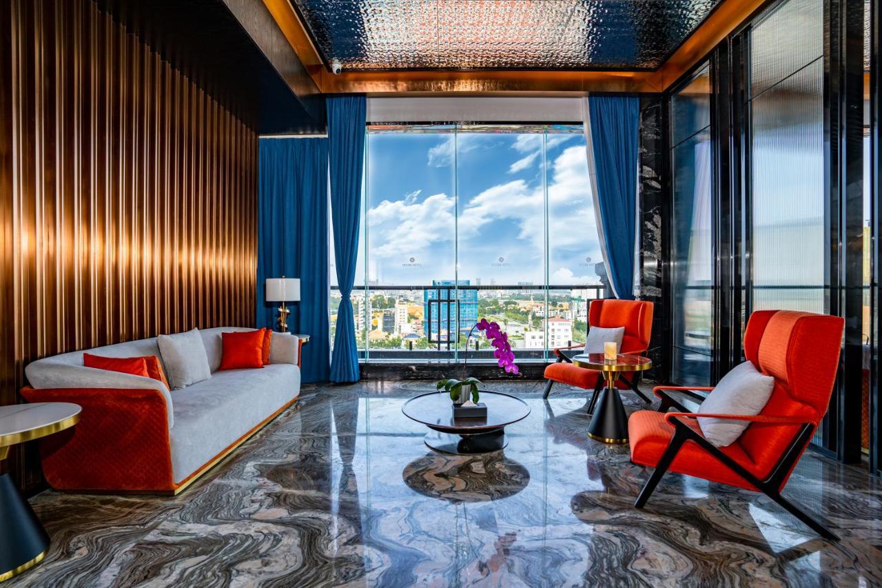 Ocean Hotel Phnom Penh Bagian luar foto